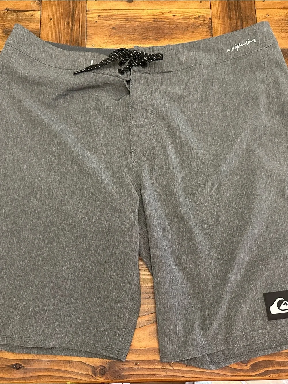 Quiksilver Men’s Gray Board Shorts with Drawstring